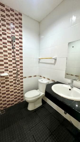 กิตตินคร ทาวน์ บ้านคุ้มเกล้า, Samut Prakan, Phreak Sa Mai, Muang Samut Prakarn, Samut Prakan, 2 Bedrooms, 100 sqm, Townhouse For Sale, by The Best Property ตั้ม, 500212717 - DDproperty.com