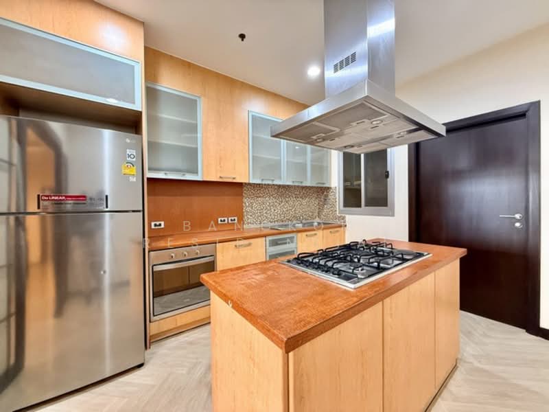 Grand Mercure Bangkok Asoke Residence, Bangkok, 50 5 Soi Sukhumvit 19, Khlong Tan Nua, Watthana, Bangkok, 3 Bedrooms, 220 sqm, Apartment For Rent, by Bangkok Residential, 500212721 - DDproperty.com