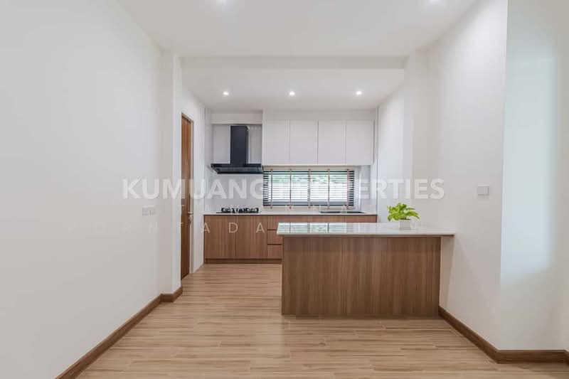บ้านสร้างใหม่ในเมืองเชียงใหม่, Chiang Mai, Mae Hia, Muang Chiang Mai, Chiang Mai, 4 Bedrooms, 250 sqm, Single Detached House For Sale, by Tanannat Porntadapattanayothin, 500212733 - DDproperty.com