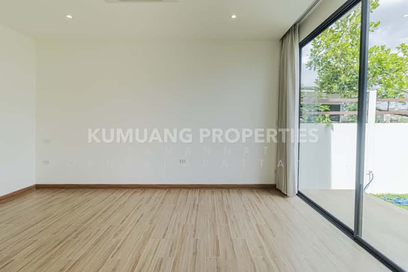 บ้านสร้างใหม่ในเมืองเชียงใหม่, Chiang Mai, Mae Hia, Muang Chiang Mai, Chiang Mai, 4 Bedrooms, 250 sqm, Single Detached House For Sale, by Tanannat Porntadapattanayothin, 500212733 - DDproperty.com