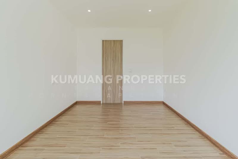 บ้านสร้างใหม่ในเมืองเชียงใหม่, Chiang Mai, Mae Hia, Muang Chiang Mai, Chiang Mai, 4 Bedrooms, 250 sqm, Single Detached House For Sale, by Tanannat Porntadapattanayothin, 500212733 - DDproperty.com