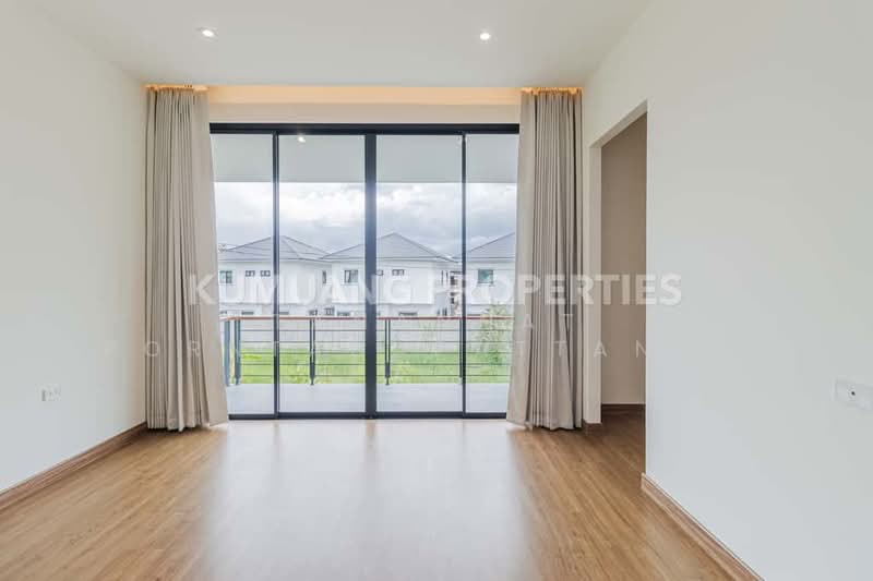 บ้านสร้างใหม่ในเมืองเชียงใหม่, Chiang Mai, Mae Hia, Muang Chiang Mai, Chiang Mai, 4 Bedrooms, 250 sqm, Single Detached House For Sale, by Tanannat Porntadapattanayothin, 500212733 - DDproperty.com