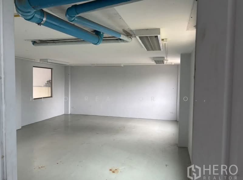 For rent Warehouse 750 sqm in Nuan Chan Bueng Kum Bangkok BRE26011, กรุงเทพ, นวลจันทร์, บึงกุ่ม, กรุงเทพ, 750 ตร.ม., โกดัง-โรงงาน ให้เช่า, โดย Hero Realtor Co., Ltd., 500212735 - DDproperty.com