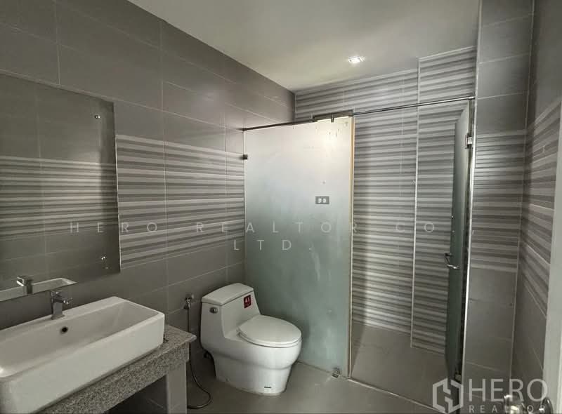 For rent Warehouse 750 sqm in Nuan Chan Bueng Kum Bangkok BRE26011, กรุงเทพ, นวลจันทร์, บึงกุ่ม, กรุงเทพ, 750 ตร.ม., โกดัง-โรงงาน ให้เช่า, โดย Hero Realtor Co., Ltd., 500212735 - DDproperty.com