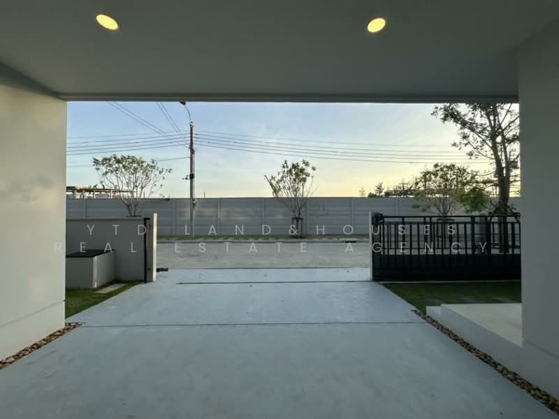 Centro Bangna, Samut Prakan, 111 Soi 3, Bang Kaeo, Bang Plee, Samut Prakan, 4 Bedrooms, 190 sqm, Single Detached House For Rent, by YTD Land&houses Real Estate Agency, 500212737 - DDproperty.com
