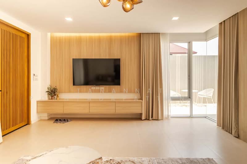 World Club Land, Chiang Mai, Chiang Mai-Hang Dong Road, Nong Kwai, Hang Dong, Chiang Mai, 4 Bedrooms, 350 sqm, Single Detached House For Sale, by Tanannat Porntadapattanayothin, 500212747 - DDproperty.com