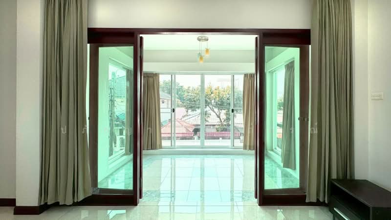 ขาย/ให้เช่า บ้านเดี่ยว เคหะธานี 3 พัฒนาการ สวนหลวง, Bangkok, Suan Luang, Suan Luang, Bangkok, 4 Bedrooms, 185 sqm, Single Detached House For Sale, by ปภัชญา ธนัตถ์ภรณ์, 500212755 - DDproperty.com