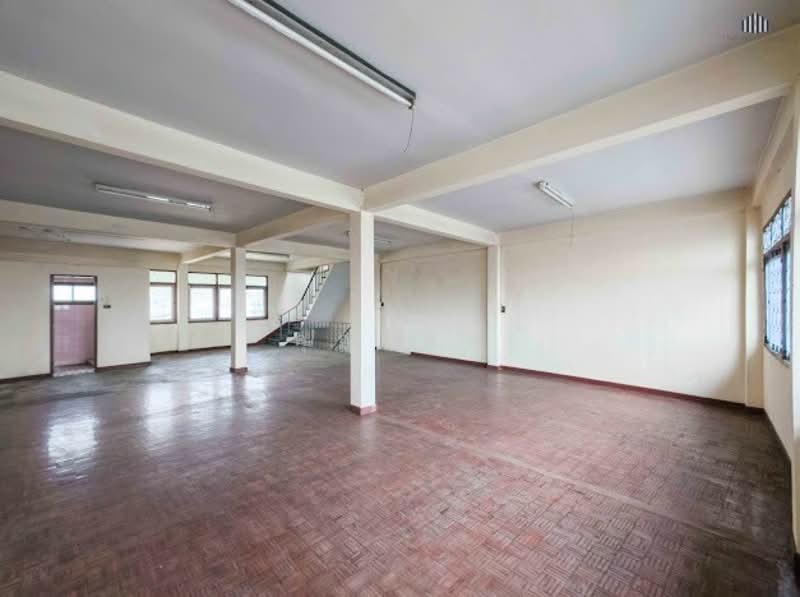 ขาย - ทำเลการค้าติดแนวรถไฟฟ้าMRT!!! เหมาะทำออฟฟิศ คลังสินค้า ขายตึกแถว 4.5 ชั้น2 คูหา 33 ตรว. ติดถนน, กรุงเทพ