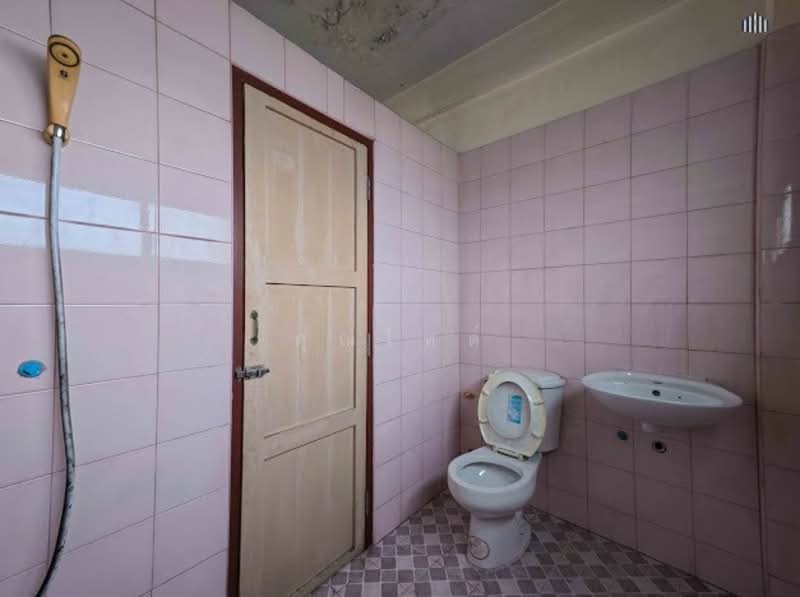 For Sale - ทำเลการค้าติดแนวรถไฟฟ้าMRT!!! เหมาะทำออฟฟิศ คลังสินค้า ขายตึกแถว 4.5 ชั้น2 คูหา 33 ตรว. ติดถนน, Bangkok