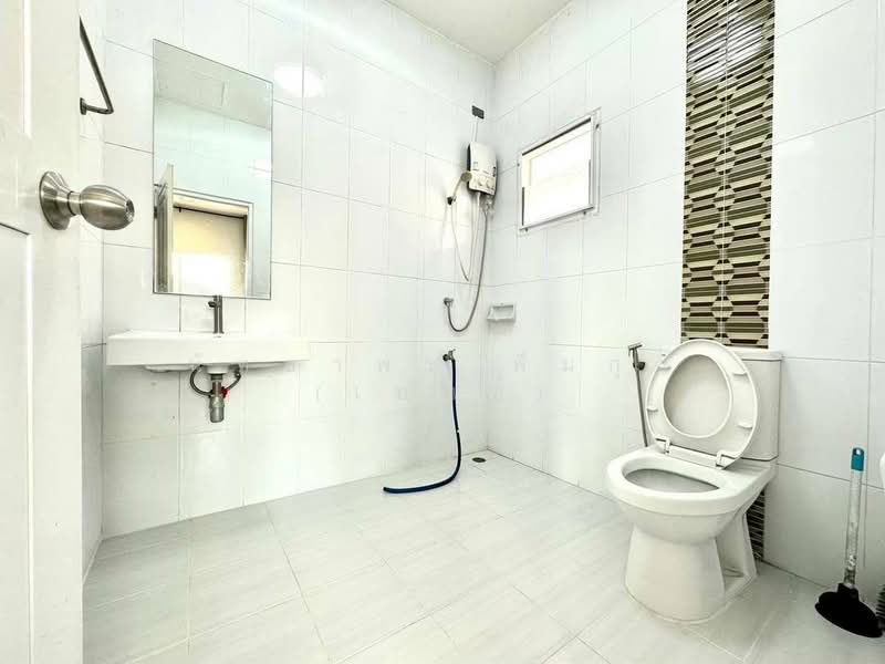 The Rich Town Khumklao-Suvarnabhumi, Bangkok, Khum Klao Road, Lam Pla Tiew, Lat Krabang, Bangkok, 3 Bedrooms, 200 sqm, Single Detached House For Rent, by Nattayaporn Peumkul (Benz), 500212776 - DDproperty.com