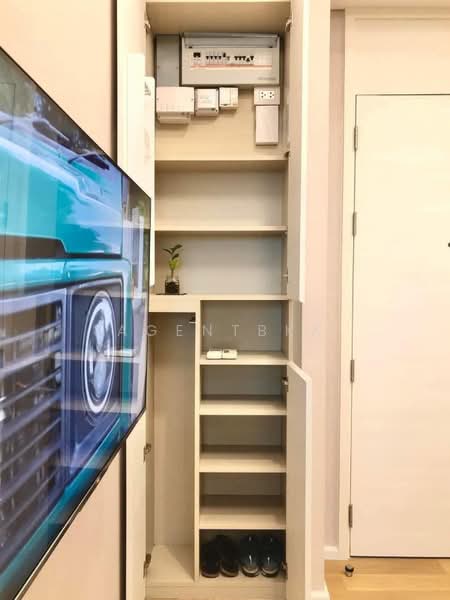 The Saint Residences Ladprao, Bangkok, 588 Vibhavadi-Rangsit Road, Jom Phon, Chatuchak, Bangkok, 1 Bedroom, 31 sqm, Condo For Rent, by Agentbkk, 500212777 - DDproperty.com