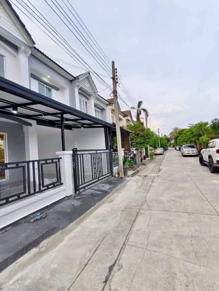 Budsarin Wongwaen-Rattanathibet, Nonthaburi, Ban Kluai-Sai Noi Road, Phimonrat, Bang Bua Thong, Nonthaburi, 3 Bedrooms, 120 sqm, Townhouse For Sale, by Connex Property, 500212778 - DDproperty.com