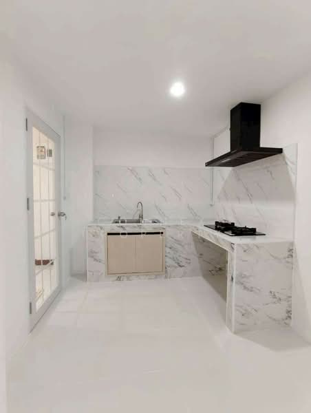 Budsarin Wongwaen-Rattanathibet, Nonthaburi, Ban Kluai-Sai Noi Road, Phimonrat, Bang Bua Thong, Nonthaburi, 3 Bedrooms, 120 sqm, Townhouse For Sale, by Connex Property, 500212778 - DDproperty.com