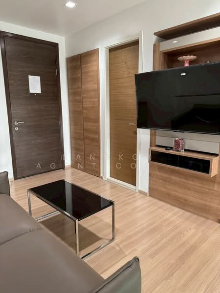 Rhythm Phahol-Ari : ริธึ่ม พหล-อารีย์, กรุงเทพ, 1377 ถนนพหลโยธิน, สามเสนใน, พญาไท, กรุงเทพ, 45 ตร.ม., คอนโด ให้เช่า, โดย Bangkok Agent Co.,Ltd., 500212780 - DDproperty.com