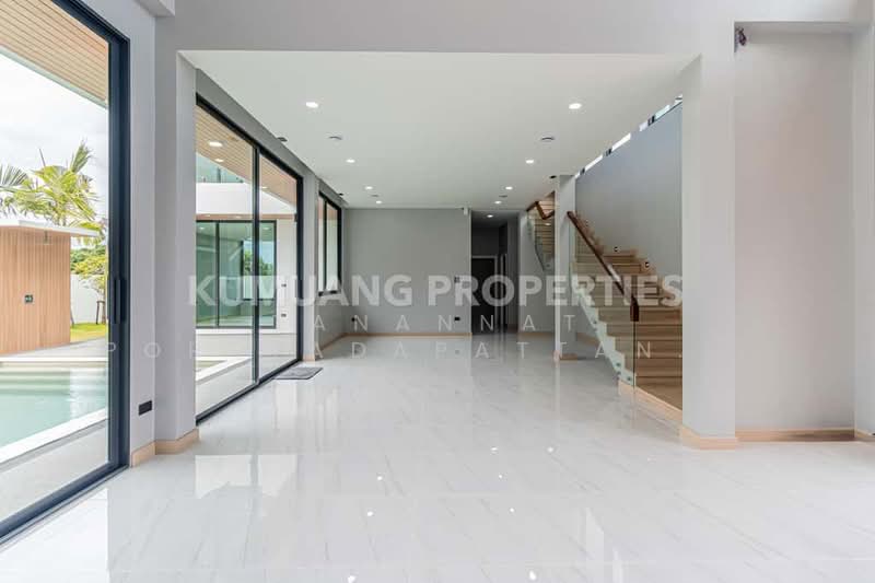 For Sale - 𝗣𝗼𝗼𝗹 𝗩𝗶𝗹𝗹𝗮 Mountian, Chiang Mai