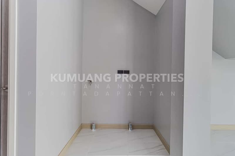 For Sale - 𝗣𝗼𝗼𝗹 𝗩𝗶𝗹𝗹𝗮 Mountian, Chiang Mai