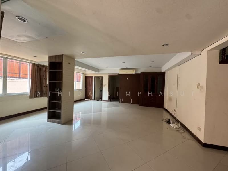 Jomtien Beach Paradise, Chon Buri (Pattaya), 1 Chom Thian 15 Alley, Na Kloe, Bang Lamung (Pattaya), Chon Buri (Pattaya), 4 Bedrooms, 240 sqm, Single Detached House For Sale, by Sathida Limphasut (App), 500212822 - DDproperty.com