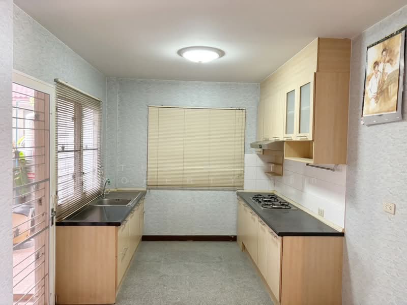 ขาย - เพ็ญพร พุทธบูชา 44, กรุงเทพ