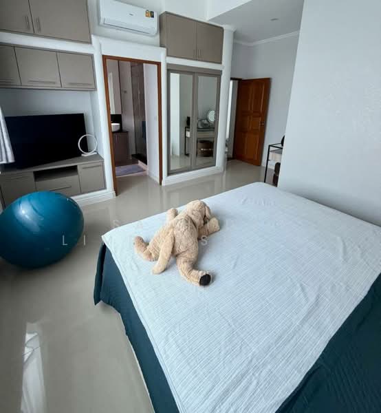 Santa Maria, Chon Buri (Pattaya), Tambon Pong, Poong, Bang Lamung (Pattaya), Chon Buri (Pattaya), 3 Bedrooms, 270 sqm, Villa For Sale, by Sathida Limphasut (App), 500212849 - DDproperty.com