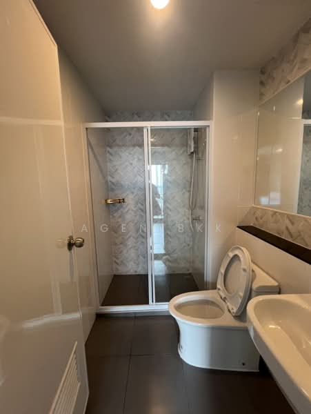 Regent Home Wutthakat, Bangkok, Wutthakat Road, Talat Plu, Thon Buri, Bangkok, 1 Bedroom, 26 sqm, Condo For Rent, by Agentbkk, 500212876 - DDproperty.com