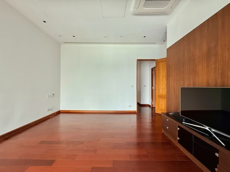 Le Raffine Sukhumvit 39, Bangkok, Soi Sukhumvit 39, Khlong Tan Nua, Watthana, Bangkok, 4 Bedrooms, 404 sqm, Condo For Sale, by Bangkok Residential, 500212890 - DDproperty.com