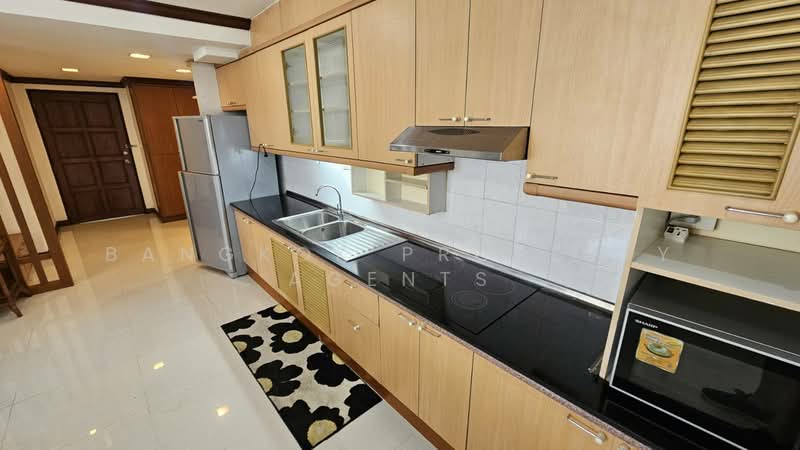 Baan Suanpetch, Bangkok, 18 Soi Sukhumvit 39, Khlong Tan Nua, Watthana, Bangkok, 2 Bedrooms, 65 sqm, Condo For Rent, by BANGKOK PROPERTY AGENTS, 500212899 - DDproperty.com