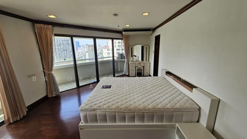 Baan Suanpetch, Bangkok, 18 Soi Sukhumvit 39, Khlong Tan Nua, Watthana, Bangkok, 2 Bedrooms, 65 sqm, Condo For Rent, by BANGKOK PROPERTY AGENTS, 500212899 - DDproperty.com
