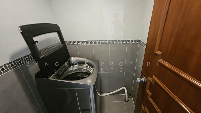 Baan Suanpetch, Bangkok, 18 Soi Sukhumvit 39, Khlong Tan Nua, Watthana, Bangkok, 2 Bedrooms, 65 sqm, Condo For Rent, by BANGKOK PROPERTY AGENTS, 500212899 - DDproperty.com