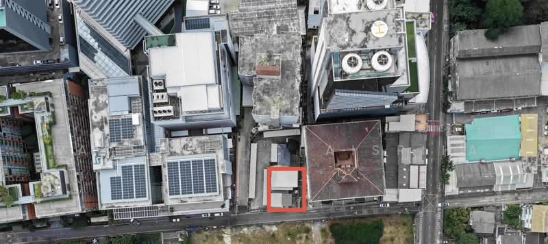 บ้านและที่ดิน สุขุมวิท 42 ห่างจาก BTS เอกมัย 700 เมตร, กรุงเทพ, พระโขนง, คลองเตย, กรุงเทพ, 340 ตร.ม., พื้นที่ขายของ ขาย, โดย Paveenee Chaisriha, 500212909 - DDproperty.com