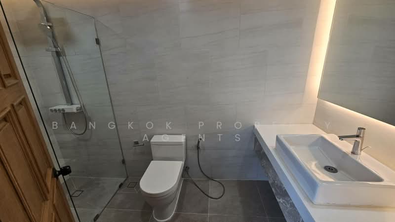 For Rent - Fifty Fifth Tower, Bangkok