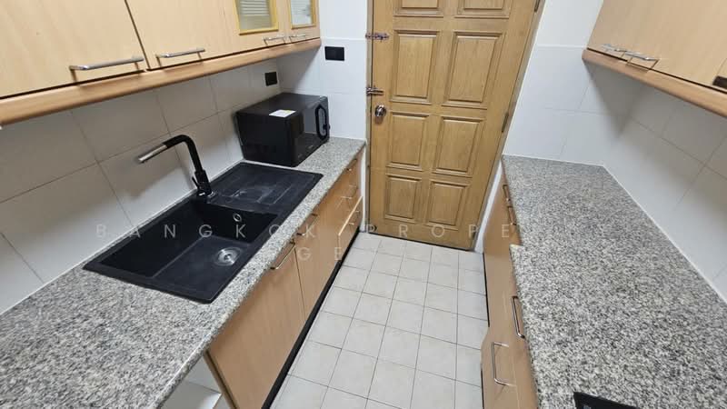 Fifty Fifth Tower : ฟิฟตี้ฟิฟท์ ทาวเวอร์, กรุงเทพ, 84 ซอยสุขุมวิท 55 ถนนสุขุมวิท, คลองตันเหนือ, วัฒนา, กรุงเทพ, 170 ตร.ม., คอนโด ให้เช่า, โดย BANGKOK PROPERTY AGENTS, 500212910 - DDproperty.com