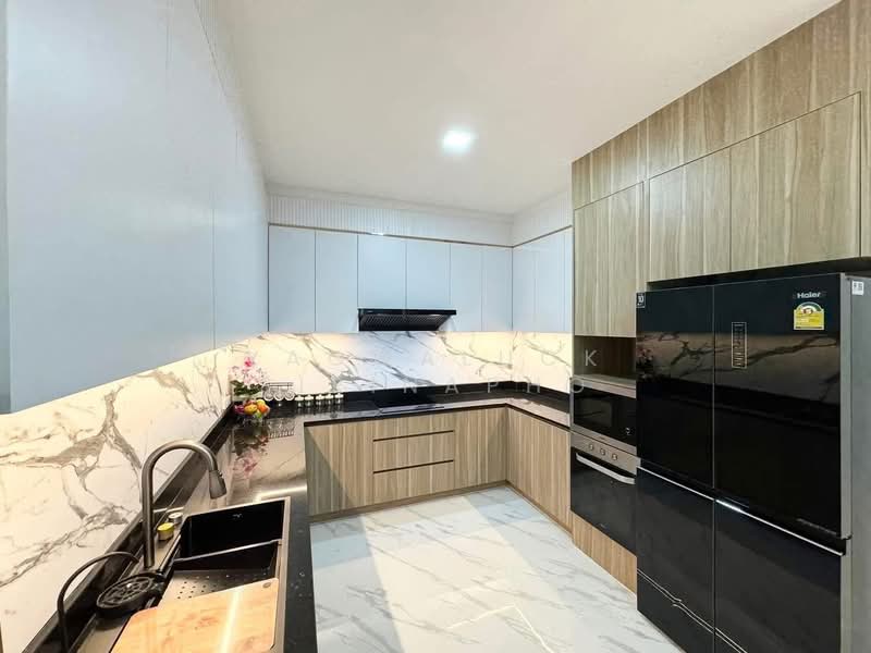 Luxury Modern Pool Villa, Chon Buri (Pattaya), Nong Pru, Bang Lamung (Pattaya), Chon Buri (Pattaya), 3 Bedrooms, 500 sqm, Villa For Sale, by Yaowaluck Sirinapho, 500212916 - DDproperty.com