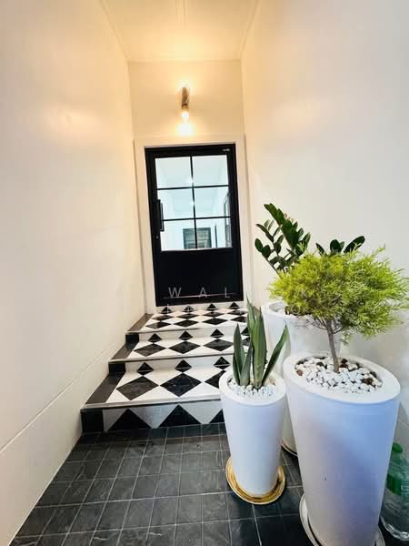 Luxury Modern Pool Villa, Chon Buri (Pattaya), Nong Pru, Bang Lamung (Pattaya), Chon Buri (Pattaya), 3 Bedrooms, 500 sqm, Villa For Sale, by Yaowaluck Sirinapho, 500212916 - DDproperty.com