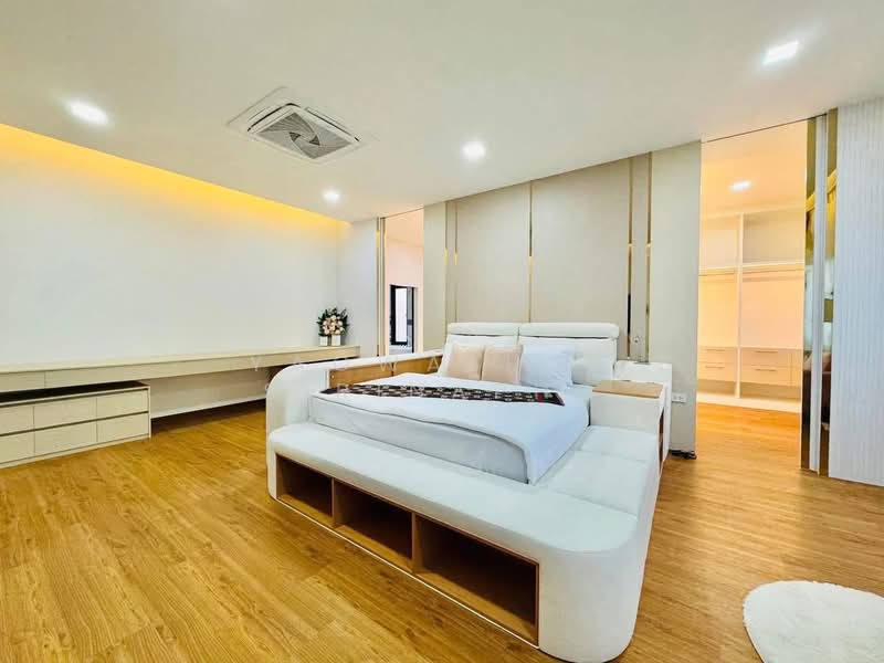 Luxury Modern Pool Villa, Chon Buri (Pattaya), Nong Pru, Bang Lamung (Pattaya), Chon Buri (Pattaya), 3 Bedrooms, 500 sqm, Villa For Sale, by Yaowaluck Sirinapho, 500212916 - DDproperty.com