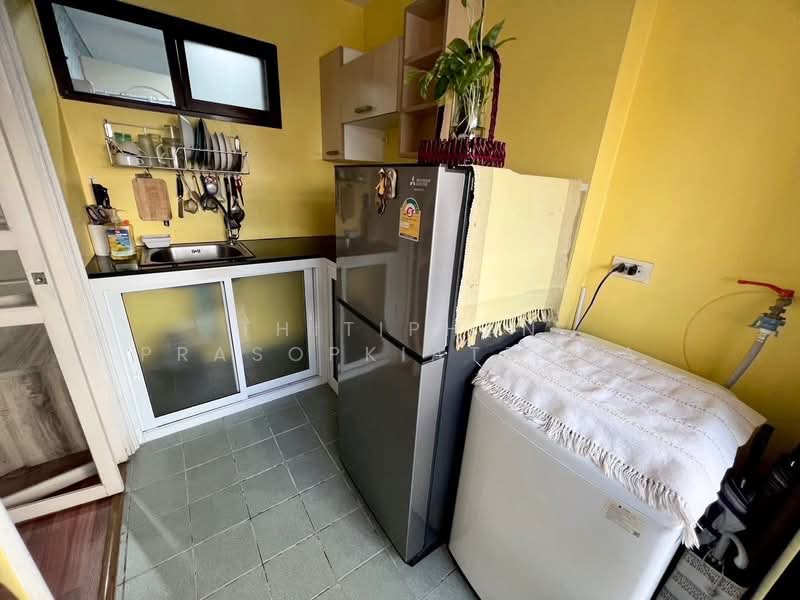 Lumpini Place Narathiwas 24, Bangkok, Sathu Pradit 19 Alley 3, Chong Nonsi, Yan Nawa, Bangkok, 1 Bedroom, 33 sqm, Condo For Rent, by Thitiphan Prasopkiatpoca, 500212947 - DDproperty.com