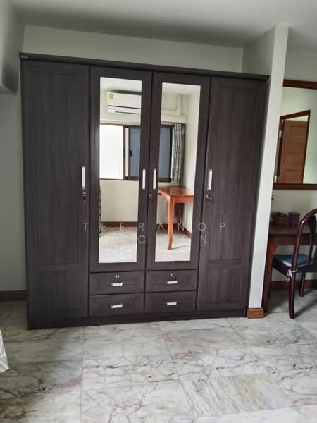 Thonglor Tower, Bangkok, Soi Thonglor, Sukhumvit 55 Road, Khlongtoei Nua, Watthana, Bangkok, 1 Bedroom, 50 sqm, Condo For Sale, by Teeranop Inchan, 500212968 - DDproperty.com