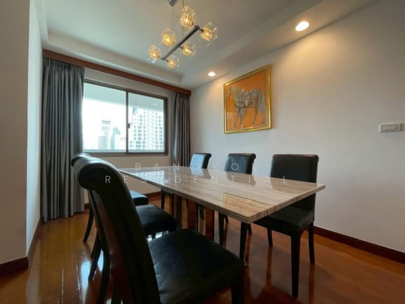 Royal Castle Sukhumvit, Bangkok, 30 Soi Sukhumvit 39, Khlongtoei Nua, Watthana, Bangkok, 3 Bedrooms, 160 sqm, Condo For Rent, by Bangkok Residential, 500212970 - DDproperty.com