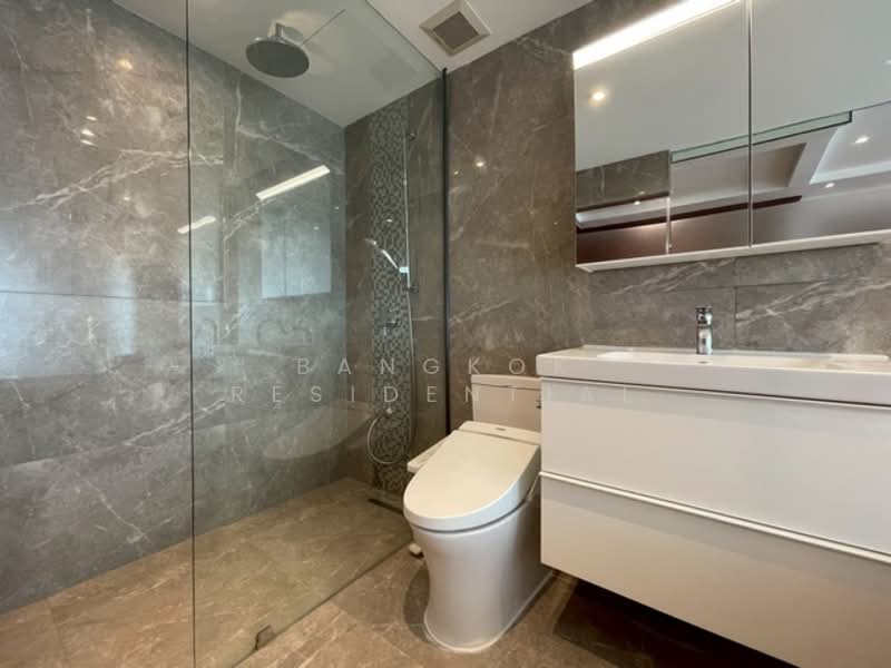 Royal Castle Sukhumvit, Bangkok, 30 Soi Sukhumvit 39, Khlongtoei Nua, Watthana, Bangkok, 3 Bedrooms, 160 sqm, Condo For Rent, by Bangkok Residential, 500212970 - DDproperty.com