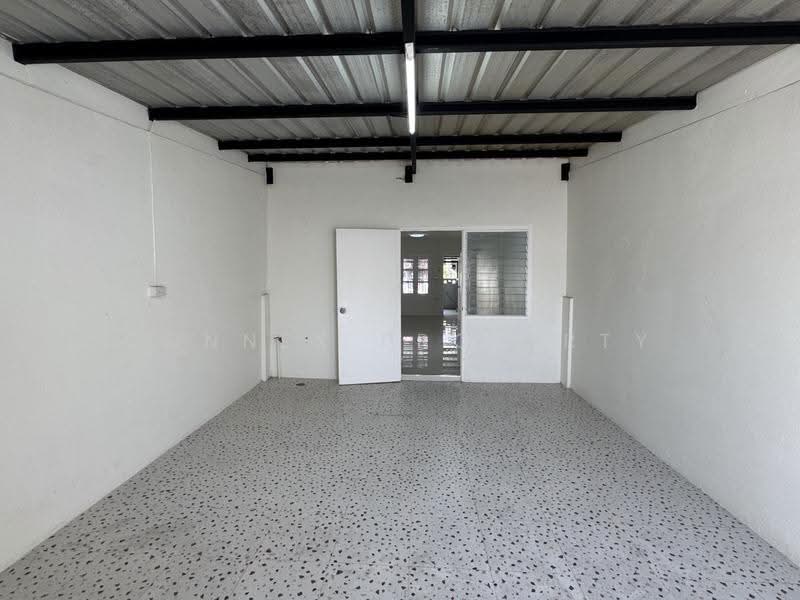 Ban Rom Ngao Mai, nonthaburi, Soi Ban Rom Ngao Mai, Bang Khu Rat, Bang Bua Thong, Nonthaburi, 2 Bedrooms, 136 sqm, Townhouse For Sale, by Connex Property, 500212992 - DDproperty.com