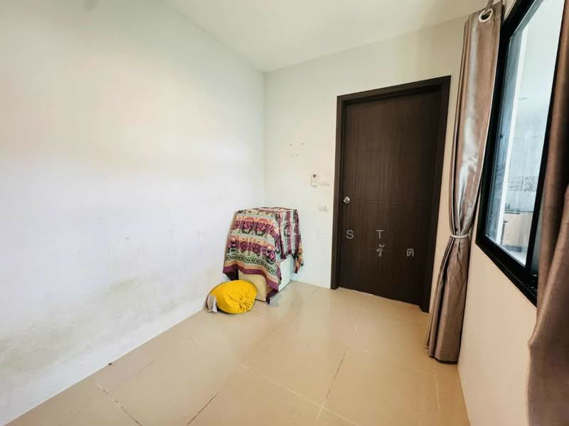 Chatluang Rangsit-Klong 3, Pathum Thani, Rangsit Road, Khlong Sam, Khlong Luang, Pathum Thani, 4 Bedrooms, 150 sqm, Semi-Detached House (Twin House) For Sale, by The Best Property รัตน์, 500212999 - DDproperty.com