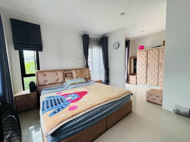 Chatluang Rangsit-Klong 3, Pathum Thani, Rangsit Road, Khlong Sam, Khlong Luang, Pathum Thani, 4 Bedrooms, 150 sqm, Semi-Detached House (Twin House) For Sale, by The Best Property รัตน์, 500212999 - DDproperty.com