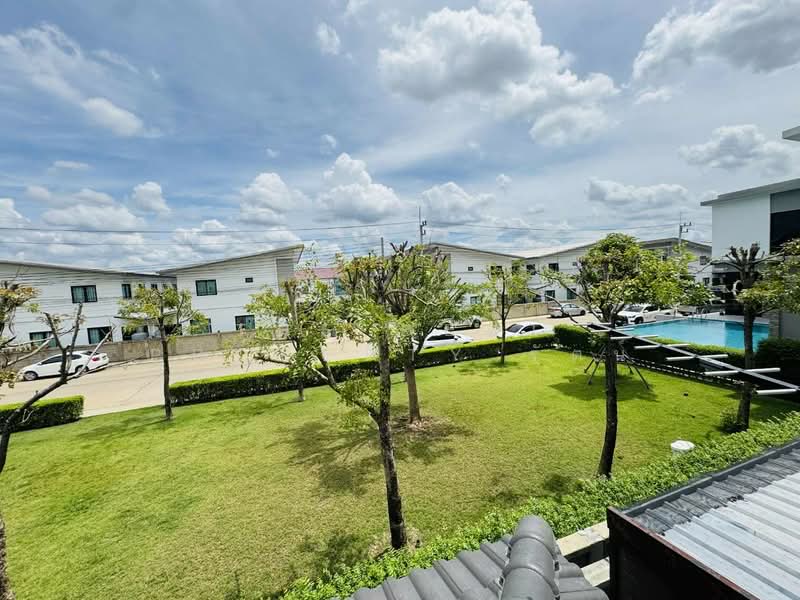 Chatluang Rangsit-Klong 3, Pathum Thani, Rangsit Road, Khlong Sam, Khlong Luang, Pathum Thani, 4 Bedrooms, 150 sqm, Semi-Detached House (Twin House) For Sale, by The Best Property รัตน์, 500212999 - DDproperty.com