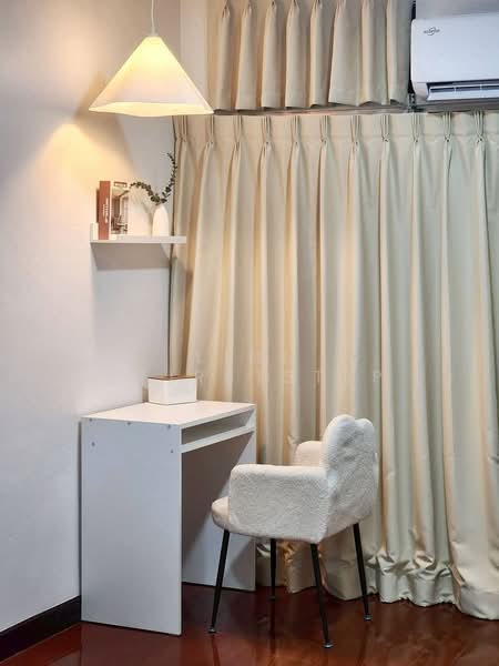 2-Storey Single House, Huai Khwang Area, Near KIS and SISB International Schools, Bangkok, Huai Khwang, Huai Khwang, Bangkok, 6 Bedrooms, 280 sqm, Single Detached House For Rent, by LINE @firststep, 500213005 - DDproperty.com