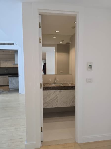 Athenee Residence : แอทธินี เรสซิเด้นซ์, กรุงเทพ, 65 ถ.วิทยุ, ลุมพินี, ปทุมวัน, กรุงเทพ, 224 ตร.ม., คอนโด ให้เช่า, โดย จิรายุ ชัยวัฒนศิริ, 500213025 - DDproperty.com