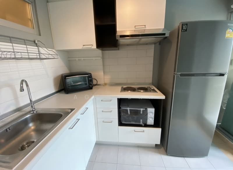 Lumpini Ville Ramkhamhaeng 26, Bangkok, Soi Ramkamhang 26, Huamark Road, Hua Mak, Bang Kapi, Bangkok, 1 Bedroom, 33 sqm, Condo For Rent, by Agentbkk, 500213028 - DDproperty.com