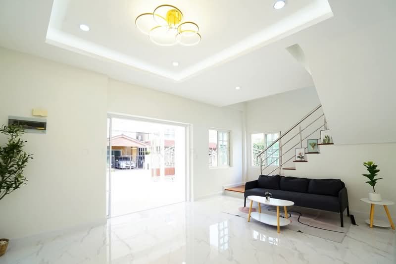 ขาย - Baan Lapawan 17 : บ้านลภาวัน 17, นนทบุรี