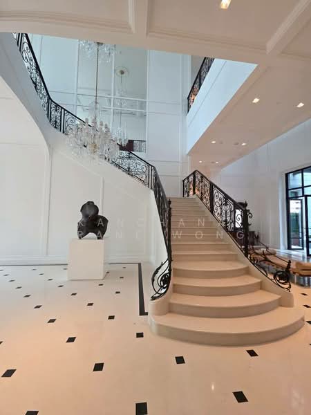 98 Wireless, Bangkok, 98 Wireless Road, Lumphini, Pathum Wan, Bangkok, 2 Bedrooms, 121 sqm, Condo For Sale, by Kanchana Praneewong, 500213048 - DDproperty.com