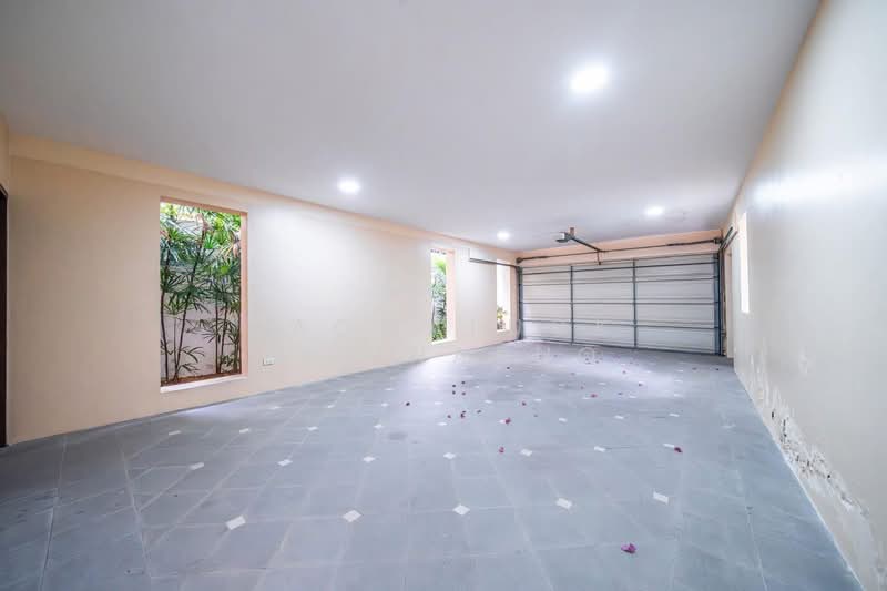 View Talay Marina : วิวทะเล มารีนา, ชลบุรี, นาจอมเทียน, สัตหีบ, ชลบุรี, 350 ตร.ม., วิลล่า ขาย, โดย Yaowaluck Sirinapho, 500213058 - DDproperty.com