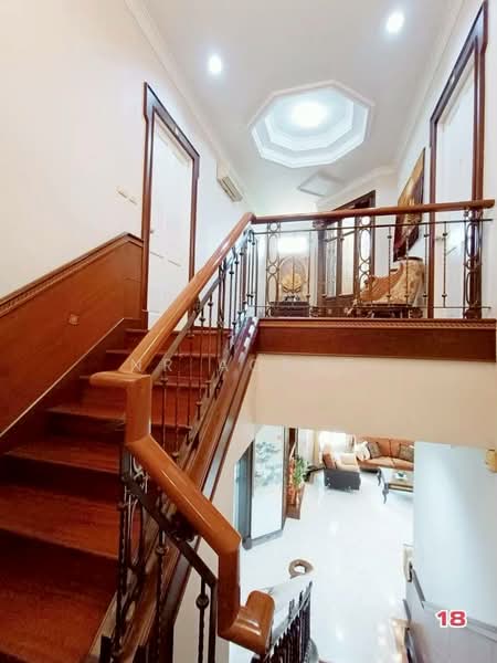 Narasiri Sathorn-Wongwaen, Bangkok, Soi Narasiri Sathorn - Wongwaen, Lak Song, Bang Khae, Bangkok, 4 Bedrooms, 420 sqm, Single Detached House For Sale, by NR AGENT, 500213093 - DDproperty.com