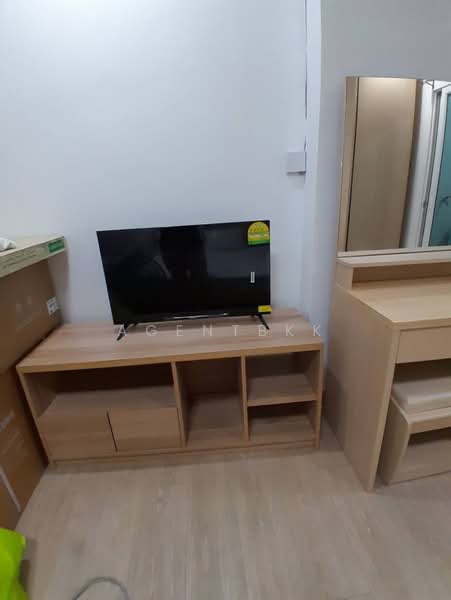 Happy Condo Ratchada 18, Bangkok, Mu Ban Yu Charoen 29 Alley, Samsen Nok, Huai Khwang, Bangkok, 1 Bedroom, 29 sqm, Condo For Rent, by Agentbkk, 500213109 - DDproperty.com